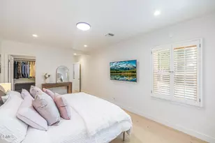 12435 Huston St, Los Angeles, CA 91607 - Photo 30