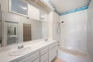 11510 Countrycreek Ct, Moorpark, CA 93021 - Photo 32