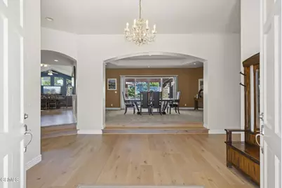 2550 Riave Court, Camarillo, CA 93012 - Photo 2