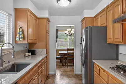 290 Dana Point Avenue, Ventura, CA 93004 - Photo 18