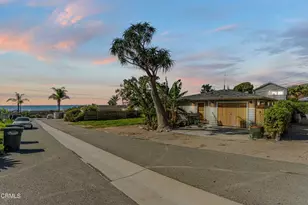 7035 Oxnard Ave, Ventura, CA 93001 - Photo 36