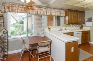 30110 Village 30, Camarillo, CA 93012 - Photo 10