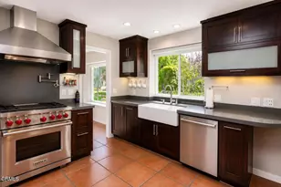 548 Live Oak Cir Dr, Calabasas, CA 91302 - Photo 10