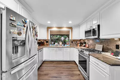 219 Castilian Avenue, Newbury Park, CA 91320 - Photo 10