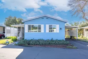 1202 Loma Dr, Ojai, CA 93023 - Photo 2