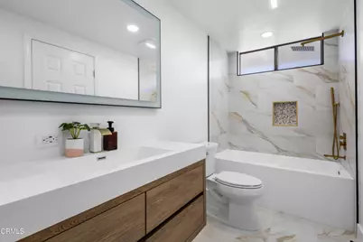 3960 W Hemlock Street, Oxnard, CA 93035 - Photo 16