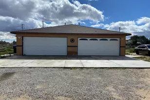 8130 Heather Ave, California City, CA 93505 - Photo 2