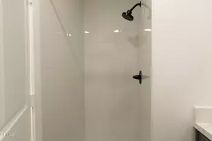 364 E Bard Rd, Oxnard, CA 93033 - Photo 18