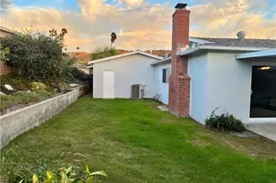 75 Maxine Ave, Oak View, CA 93022 - Photo 12