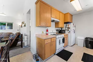 130 132 Virginia Dr, Ventura, CA 93003 - Photo 28