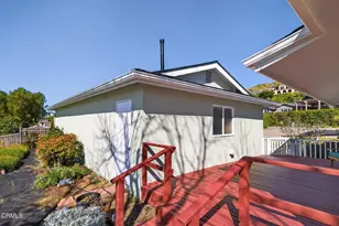 2474 Fernwood Dr, Ventura, CA 93001 - Photo 12