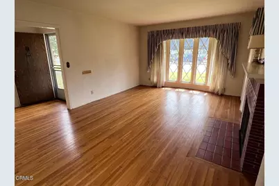 715 W Robert Avenue, Oxnard, CA 93030 - Photo 2