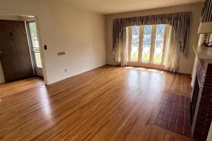 715 W Robert Ave, Oxnard, CA 93030 - Photo 2