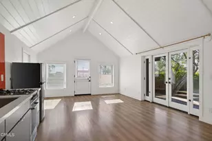 809 E Front St, Ventura, CA 93001 - Photo 18