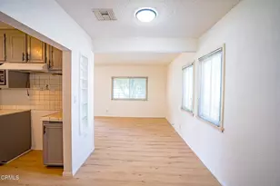 10542 Rainier St, Los Angeles, CA 91352 - Photo 16