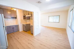 10542 Rainier St, Los Angeles, CA 91352 - Photo 8