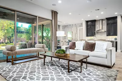 8300 Mariposa Court, Los Angeles, CA 91304 - Photo 10