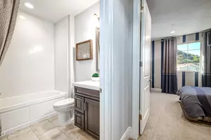 8300 Mariposa Ct, Los Angeles, CA 91304 - Photo 40