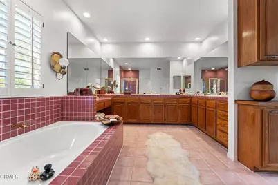 24006 Clarington Drive, West Hills, CA 91304 - Photo 38