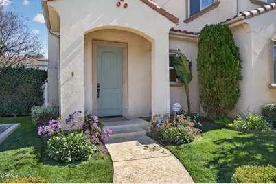 8514 Morningstar Lane, Canoga Park, CA 91304 - Photo 4