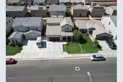 5829 Commonwealth Avenue, Bakersfield, CA 93313 - Photo 12