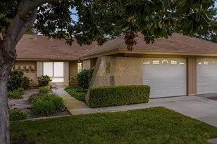 26109 Village 26, Camarillo, CA 93012 - Photo 2