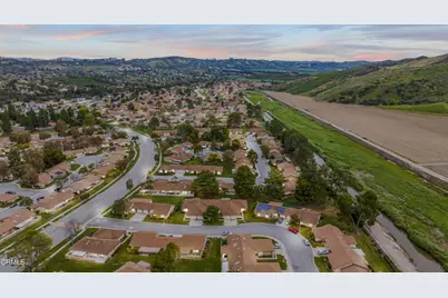 26109 Village 26, Camarillo, CA 93012 - Photo 30