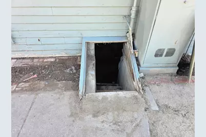 201 E Ventura Street, Santa Paula, CA 93060 - Photo 16