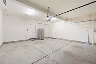 8265 Quartz St, Ventura, CA 93004 - Photo 32