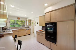 194 Dean Ct, Ventura, CA 93003 - Photo 12