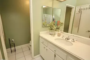 18109 Erik Ct, Canyon Country, CA 91387 - Photo 22