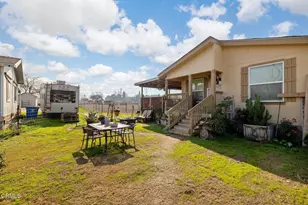 301 Sycamore Dr, Bakersfield, CA 93308 - Photo 30