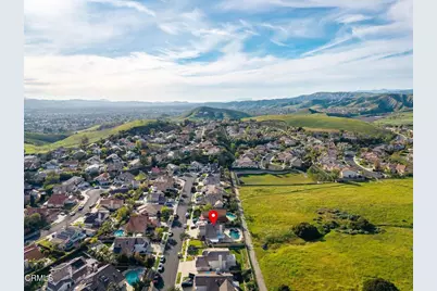 6051 Mescallero Place, Simi Valley, CA 93063 - Photo 52