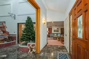 20296 S Mountain Rd, Santa Paula, CA 93060 - Photo 10