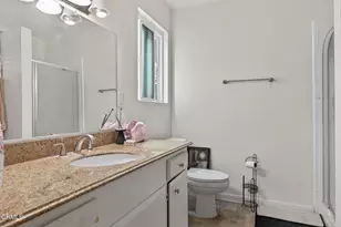 729 Ivywood Dr, Oxnard, CA 93030 - Photo 12