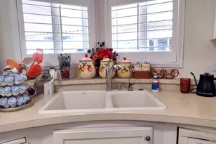 27 Tahquitz Dr, Camarillo, CA 93012 - Photo 14