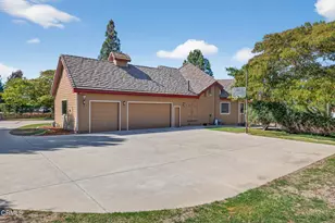 1125 Spring St, Oak View, CA 93022 - Photo 64