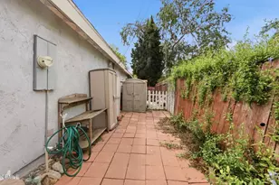 727 Calle Pensamiento, Thousand Oaks, CA 91360 - Photo 28