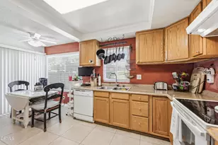 13221 Village 13, Camarillo, CA 93012 - Photo 24