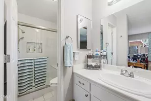 13221 Village 13, Camarillo, CA 93012 - Photo 12