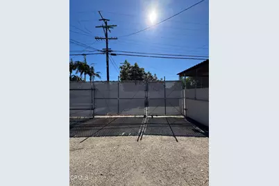 1960 E Thompson Boulevard, Ventura, CA 93001 - Photo 12