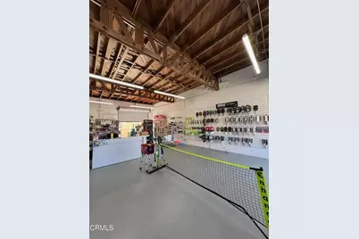 1960 E Thompson Boulevard, Ventura, CA 93001 - Photo 4