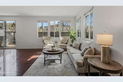 2916 Esperanza Way #F, Simi Valley, CA 93063 - Photo 6