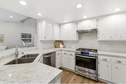 2470 Warbler Avenue, Ventura, CA 93003 - Photo 6