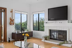 838 Crestview Ct, Santa Paula, CA 93060 - Photo 28