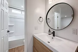 5465 Newcastle Ave, Encino, CA 91316 - Photo 26