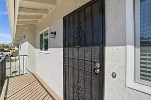 1157 Acadia Pl, Ventura, CA 93003 - Photo 2