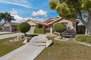 12614 Grand Teton Dr, Bakersfield, CA 93312 - Photo 4