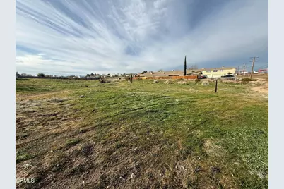 16670 Sequoia Street, Hesperia, CA 92345 - Photo 2