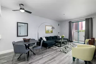 865 S B St, Oxnard, CA 93030 - Photo 2